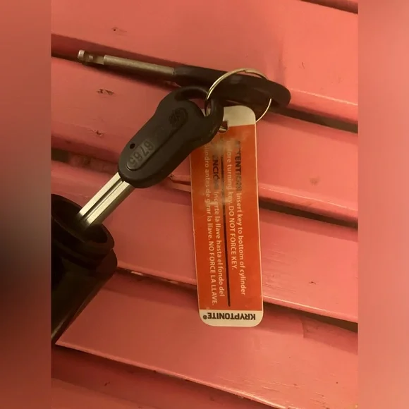 Kryptonite bike lock - Picture 2 of 3